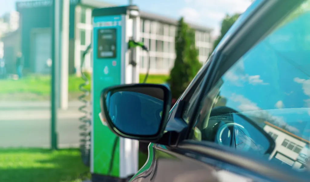 Payment Options at EV Charging Stations: Apps, RFID and Contactless